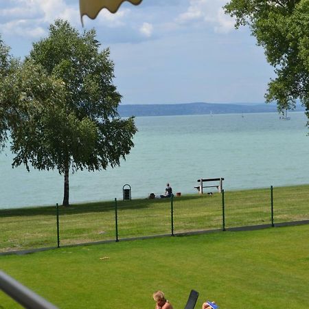 A16 Beachapartman Siófok Buitenkant foto