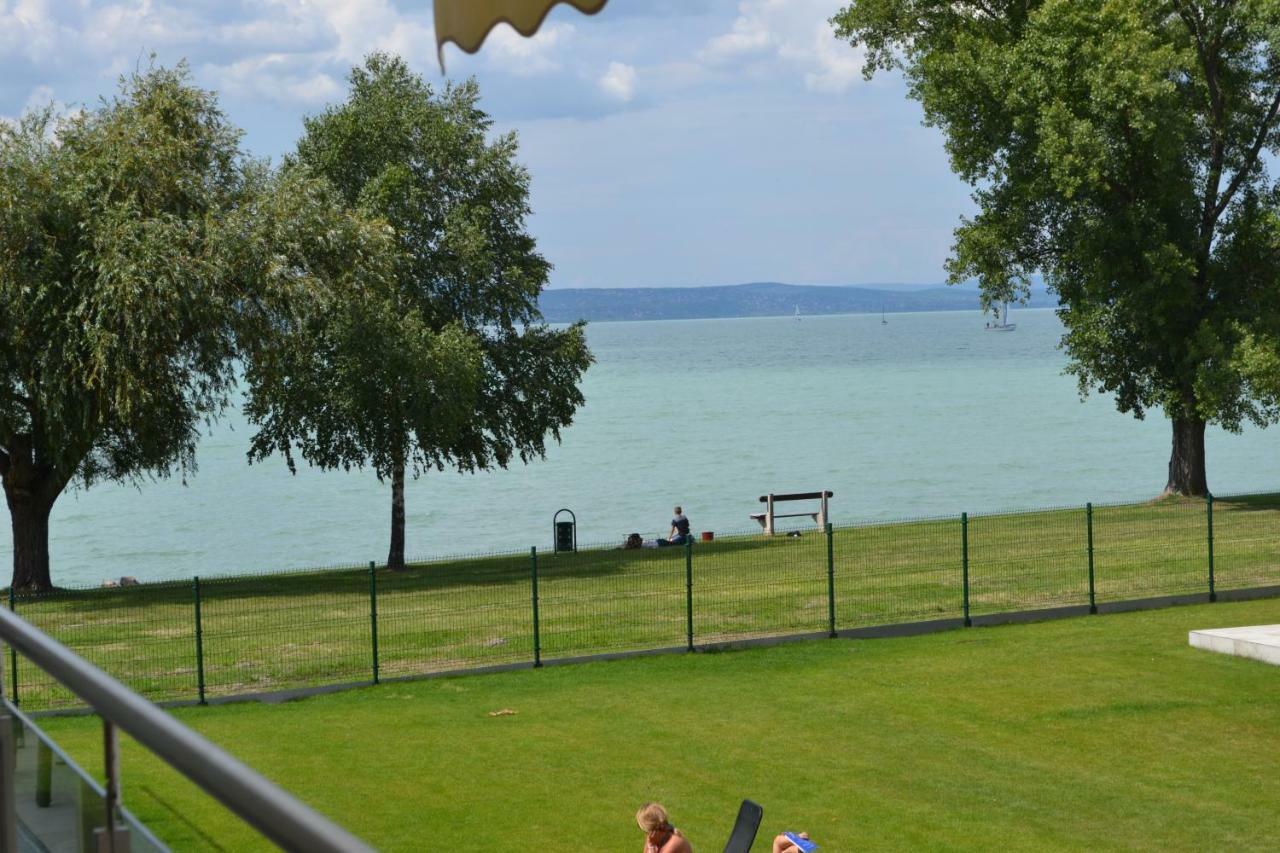 A16 Beachapartman Siófok Buitenkant foto